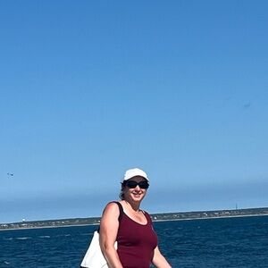 Meet your Posher, Mags